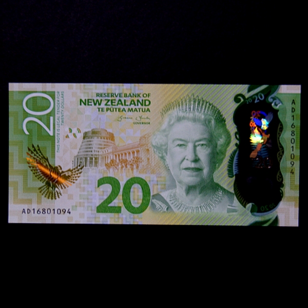 NEW ZEALAND--P193-QUEEN ELIZABETH 2-POLYMER PLASTIC PAPER-20 DOLLARS-2016