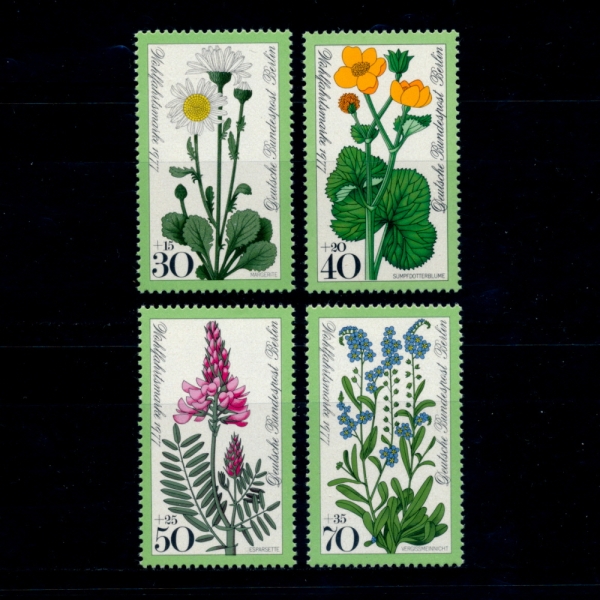 GERMAN OCCUPATION STAMPS()-#9NB137~40(4)-MEADOW FLOWERS(ʿ Ĺ)-1977.10.13