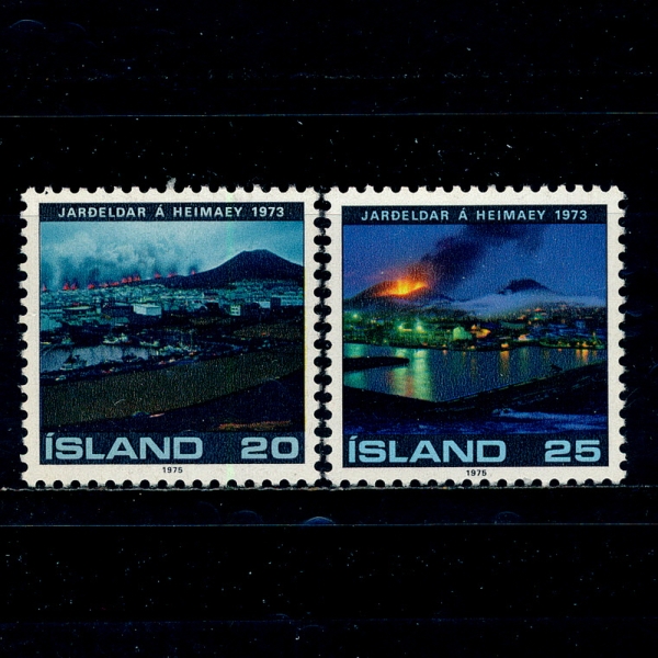 ICELAND(���̽�����)-#476~7(2��)-VOLCANIC ERUPTION, HEIMAEY AND NIGHT VIEW(ȭ�� ����)-1975.1.23��