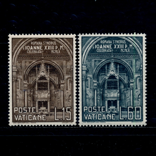 VATICAN CITY(바티칸 시국)-#273~4(2종)-TRANSEPT OF LATERAN BASILICA(라테 란 대성당)-1960.2.29일