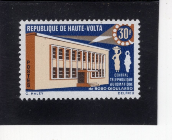 BURKINA FASO(�θ�Ű���ļ�)-#190-30fr-TELEPHONE OFFICE, BOBO-DIOULASSO(����-����� ��ȭ��)-1968.9.30��