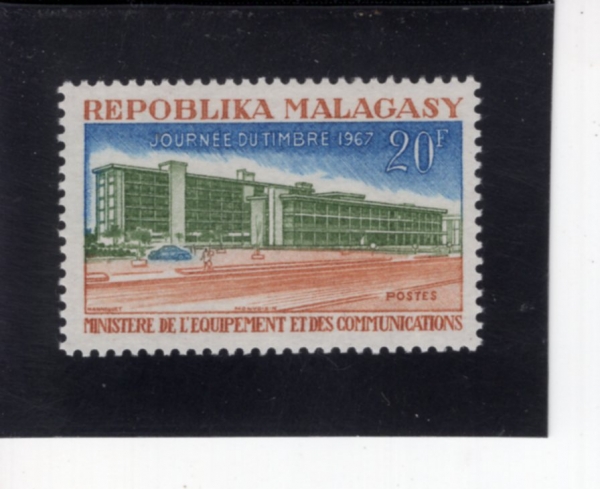 MALAGASY REPUBLIC(���ٰ���ī��)-#402-20fr-MINISTRY OF EQUIPMENT AND COMMUNICATIONS(���б��������ź�)-1967.5.8��