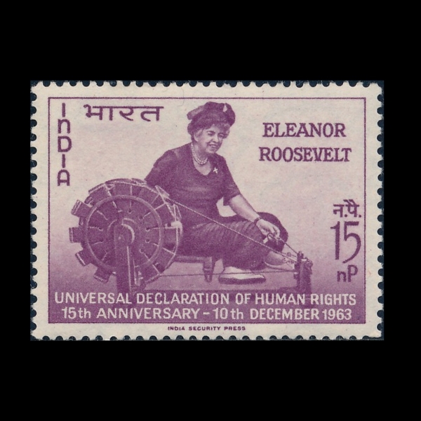 INDIA(�ε�)-#379-15np-ELEANOR ROOSEVELT AT SPINNING WHEEL(�ȳ� ������ �罺��Ʈ, ������)-1963.12.10��